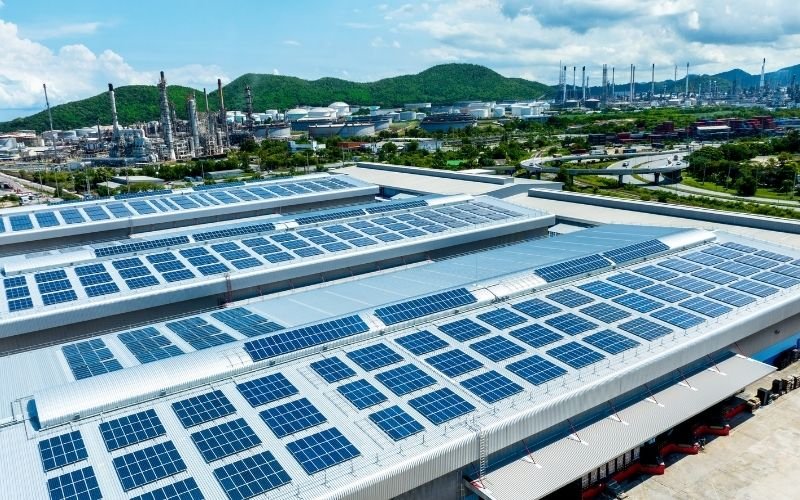 Commercial rooftop solar